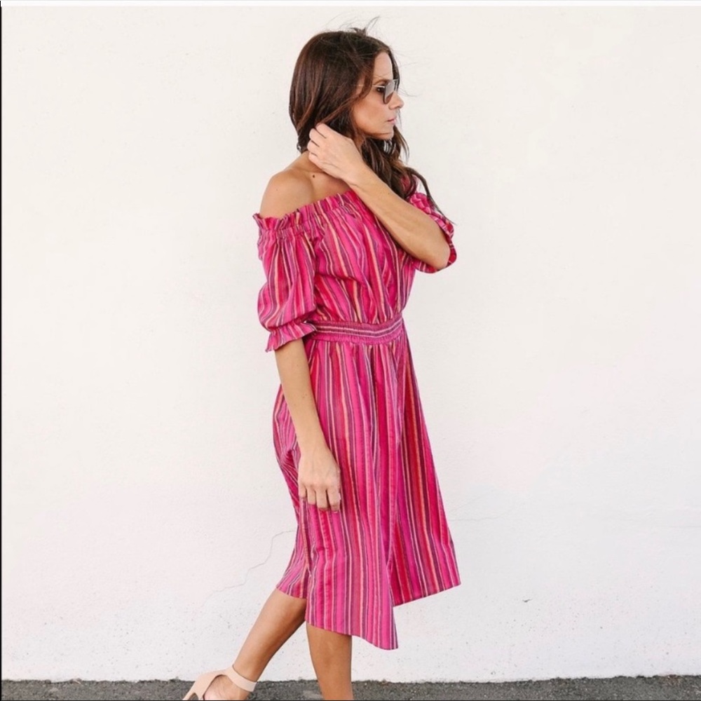 VICI Laila Striped Smocked MIDI Dress Size L
